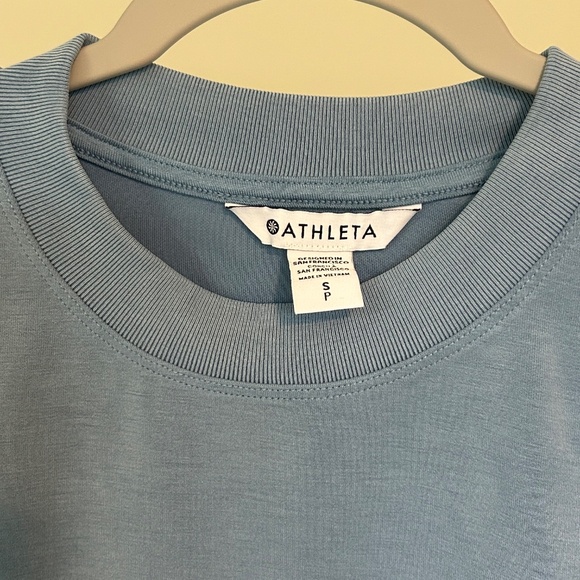 NWT Athleta Seasoft Crewneck Sweatshirt - Picture 4 of 5